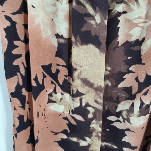 CAbi Pink Sunset Shadow Floral Cami Tank Style 553 - Picture 8 of 10